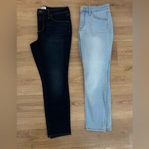 Universal Thread Straight Leg Jeans Black and Blue
